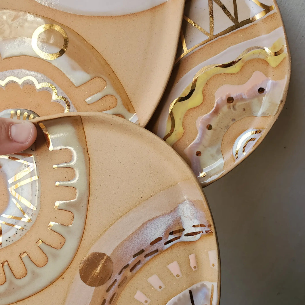 Curios Clay Plate