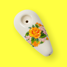 Load image into Gallery viewer, Porcelain Flower Pipes
