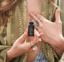 Load image into Gallery viewer, Thara Sacra Essential Oils
